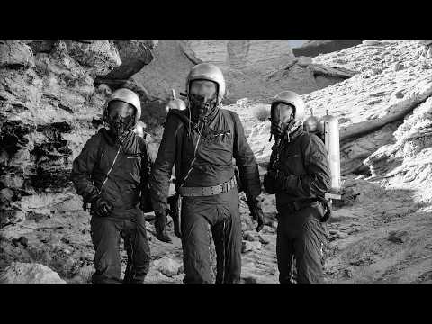 मिसाइल टू द मून (1958): क्लासिक साइ-फाई फिल्म का विवरण