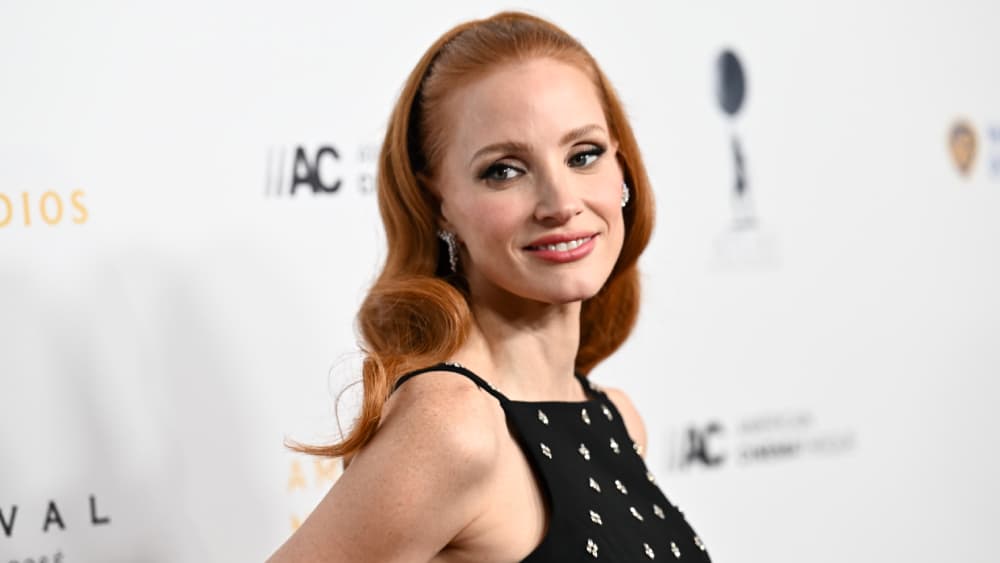 Jessica Chastain Defends Criticizing Apple Over The Savant Delay
