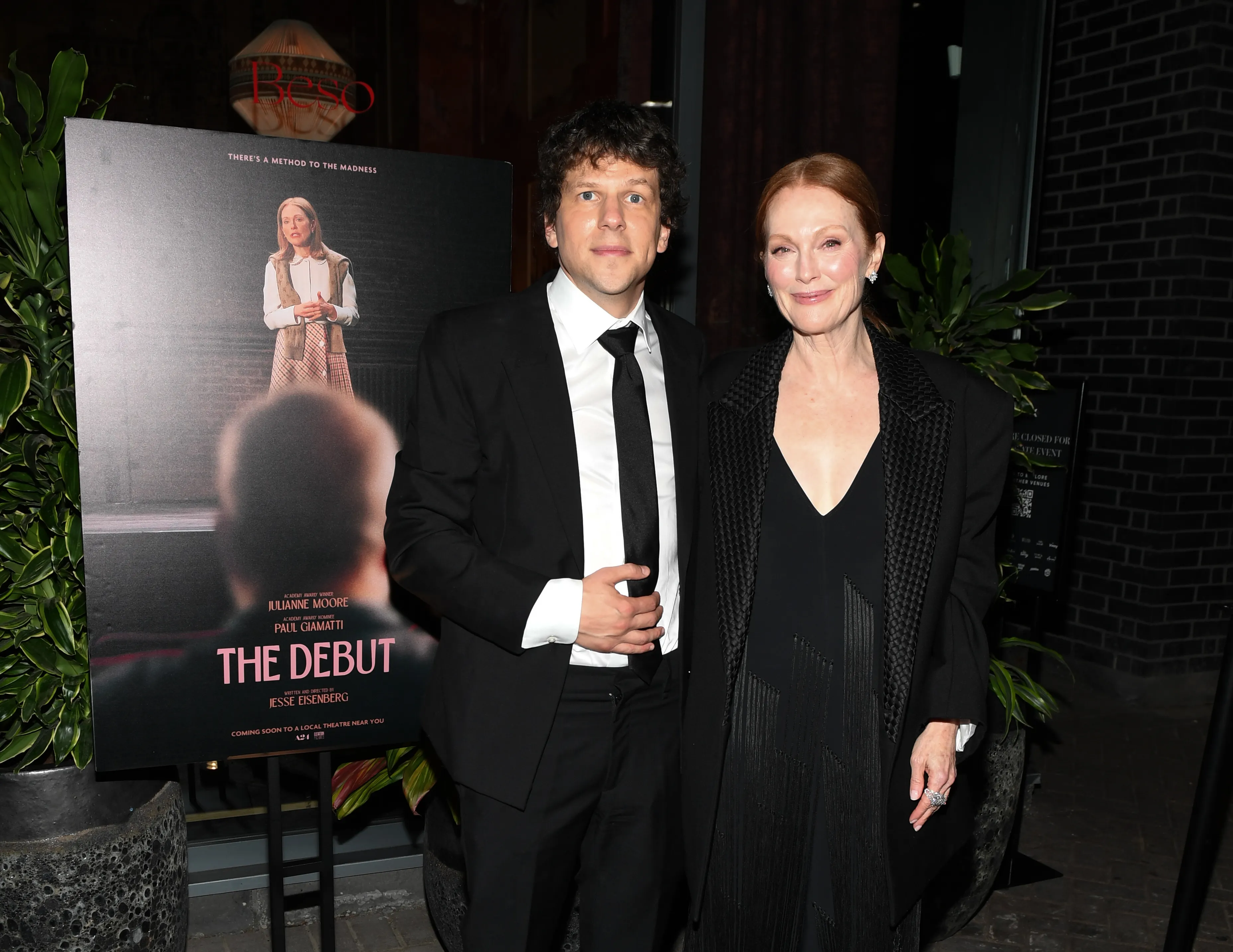 Jesse Eisenberg Praises Julianne Moore at NYFF Premiere of 'The Debut'