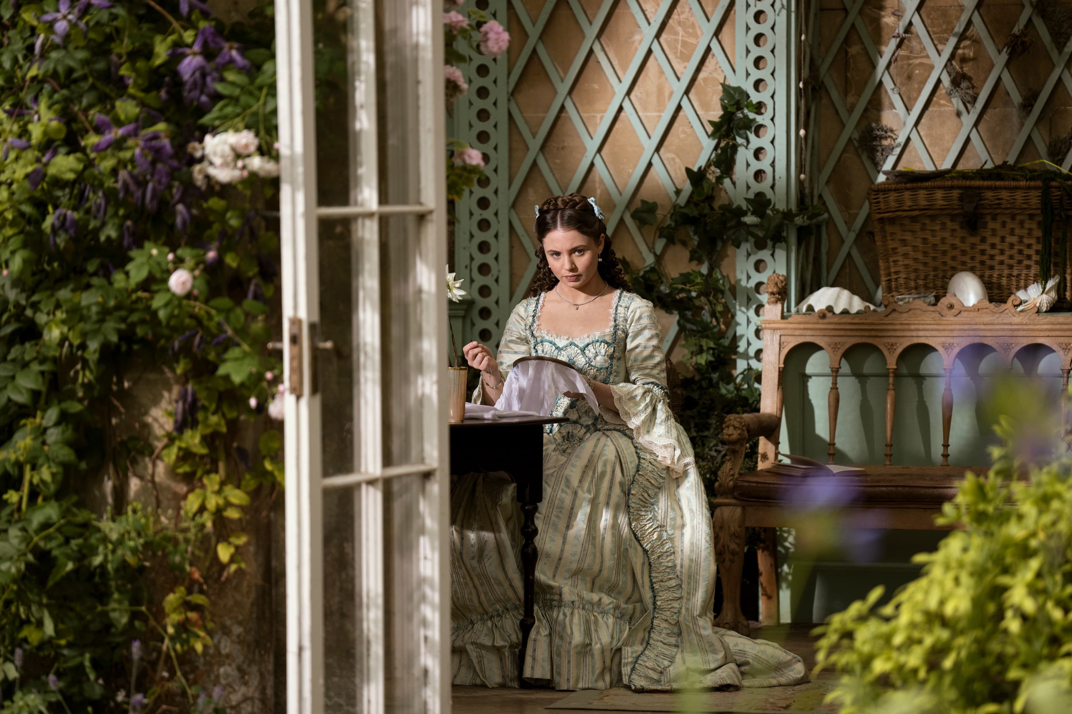 Netflix and Shondaland Order Young Lady Violet Bridgerton Spinoff