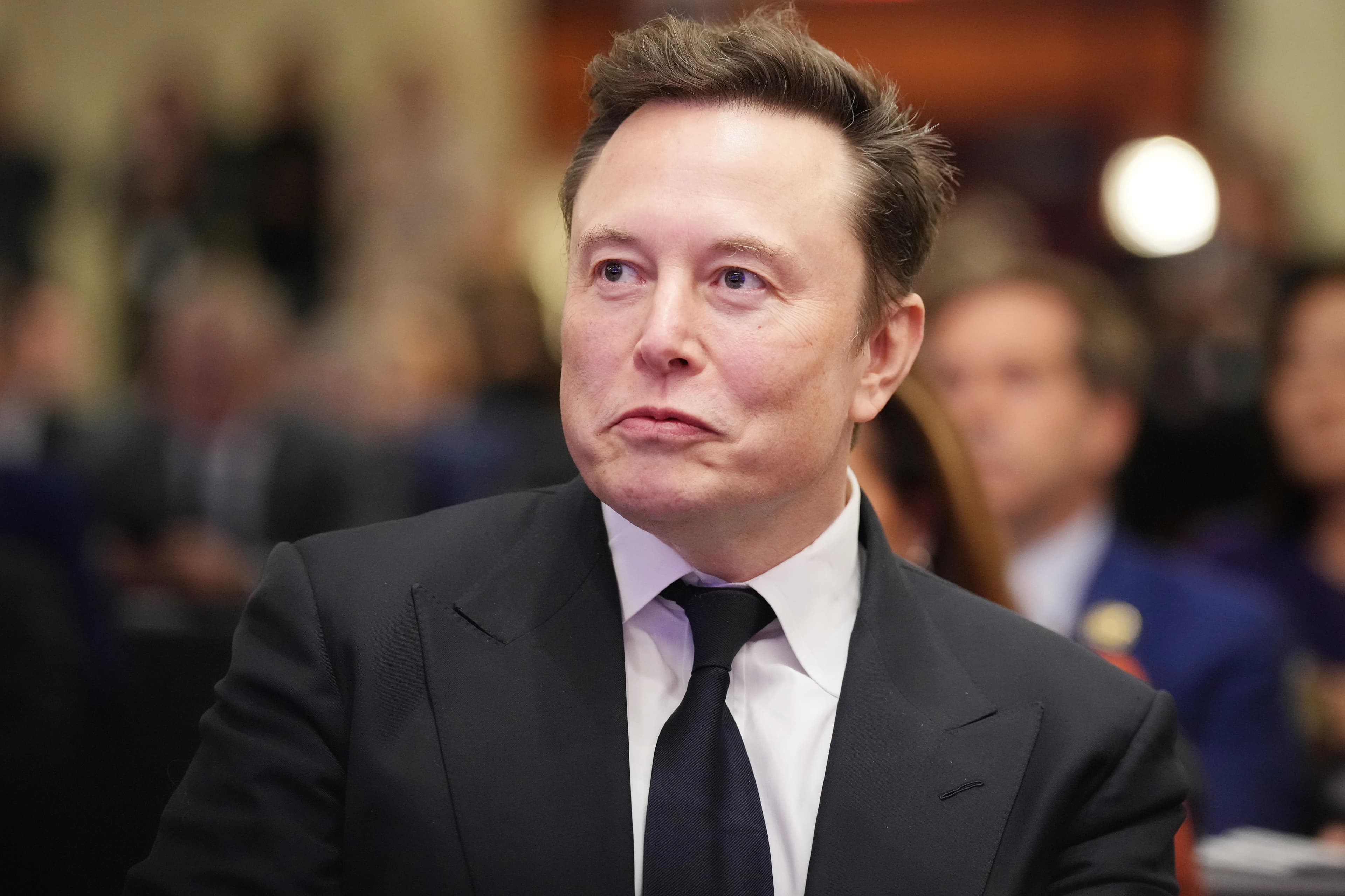 Alex Gibney Discusses Challenges of Directing New Elon Musk Documentary