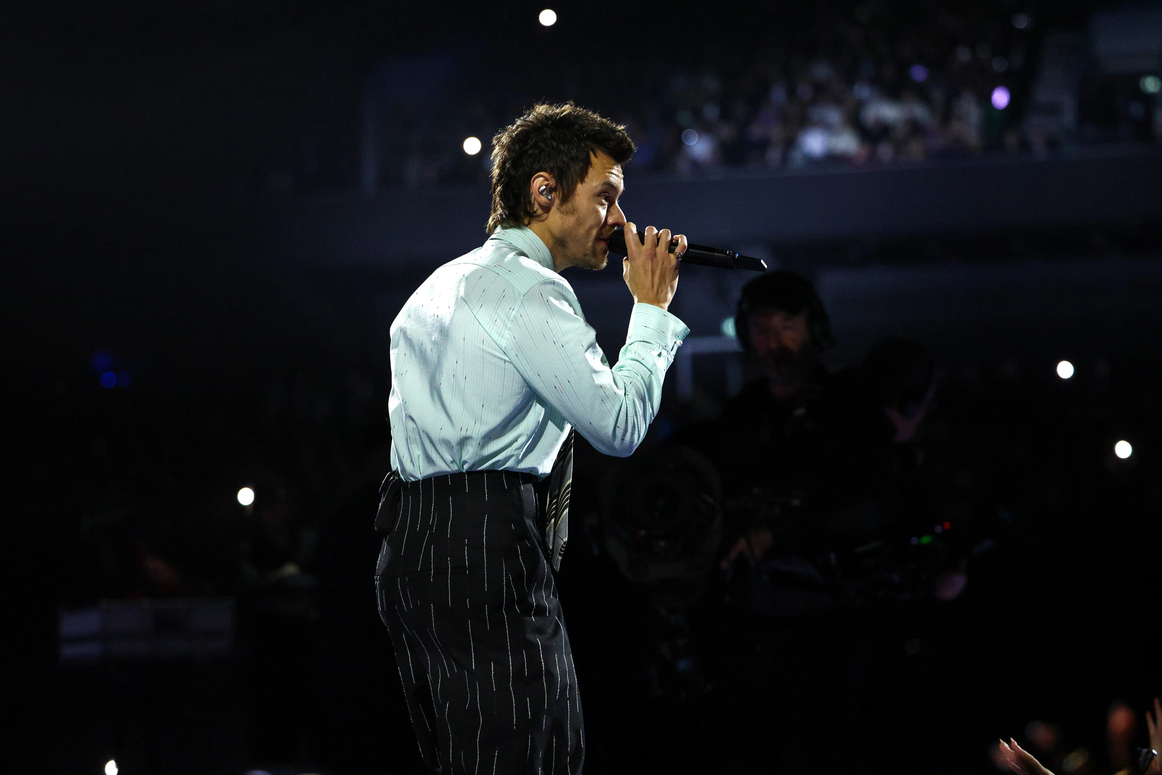 Harry Styles Debuts Unreleased Song for Liam Payne