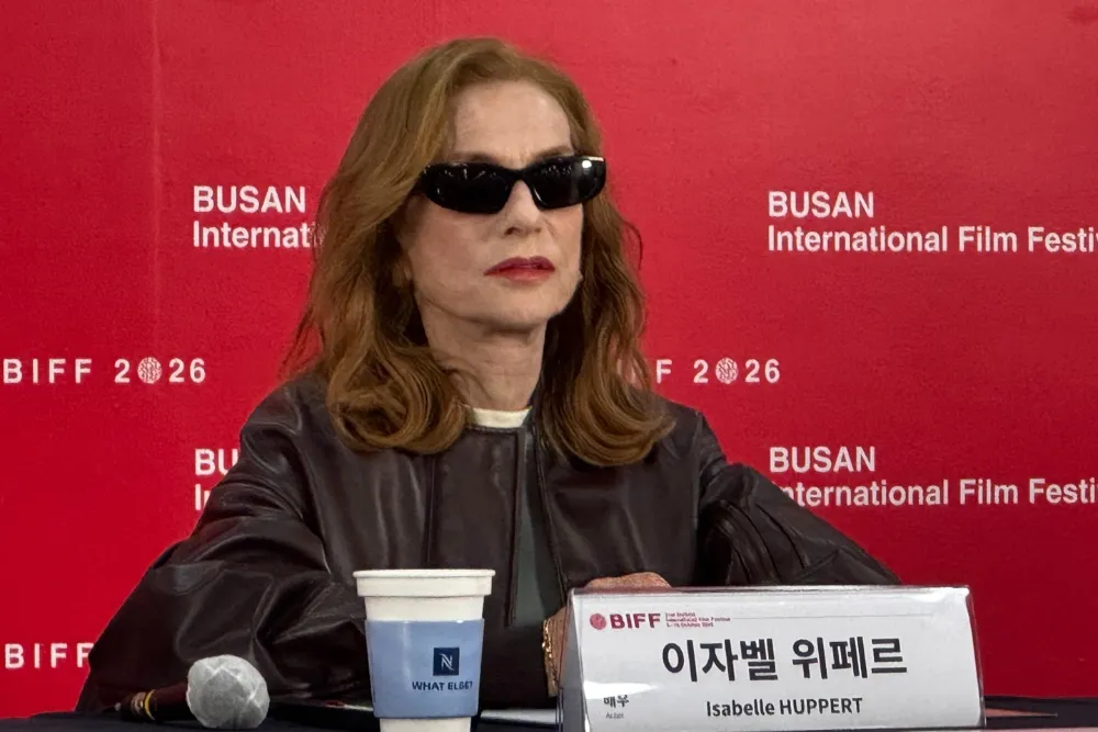 Isabelle Huppert Says AI Hasn’t Replaced Her Yet