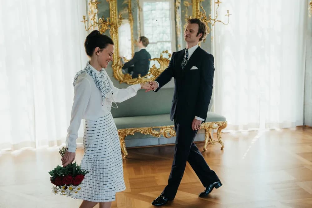 Beta Film Secures Major Deals for 'Queen Silvia' and 'La Vida Barcelona'