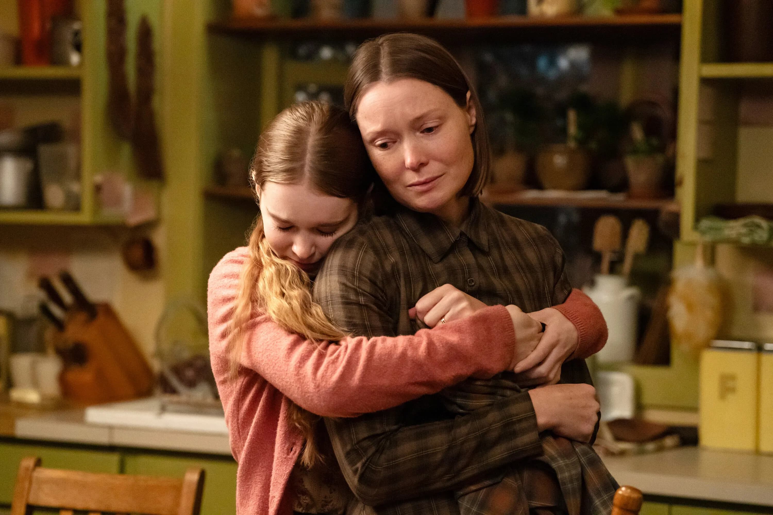 Carrie Star Samantha Sloyan on Playing Margaret White in Mike Flanagan Series